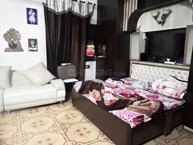 2.5 BHK Apartment in Pitampura for rent New Delhi. The reference number is 20749334