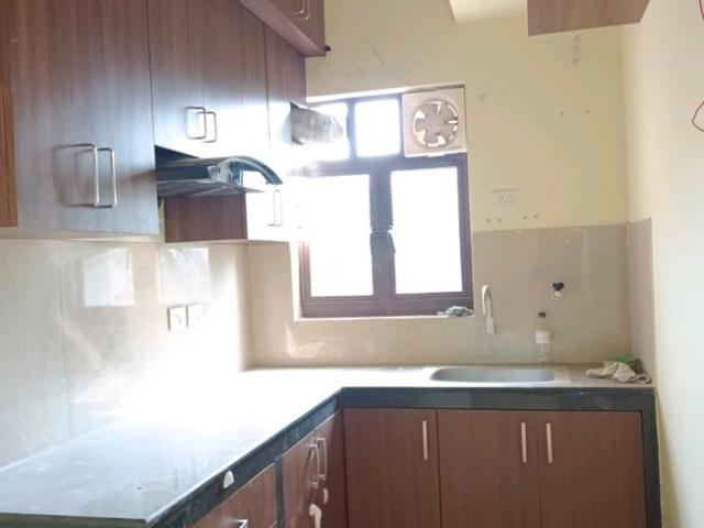 2.5 BHK Apartment in Rajpur for rent Kolkata. The reference number is 17947985