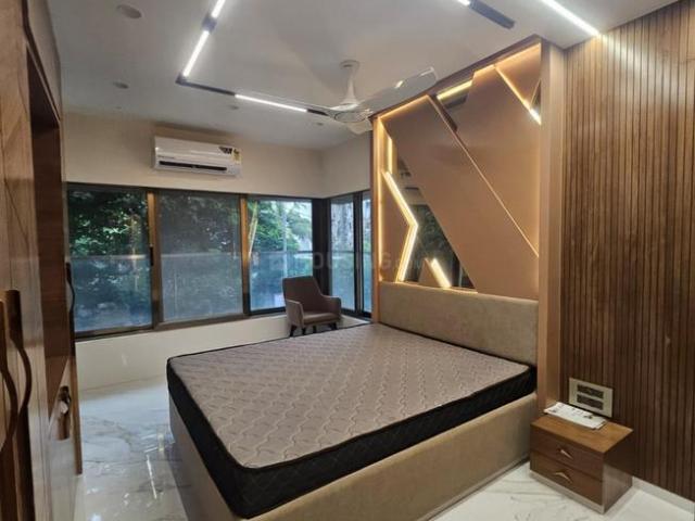 2.5 BHK Apartment in Santacruz East for rent Mumbai. The reference number is 20584908