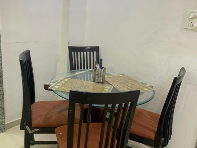 2.5 BHK Apartment in Satellite for rent Ahmedabad. The reference number is 19388157