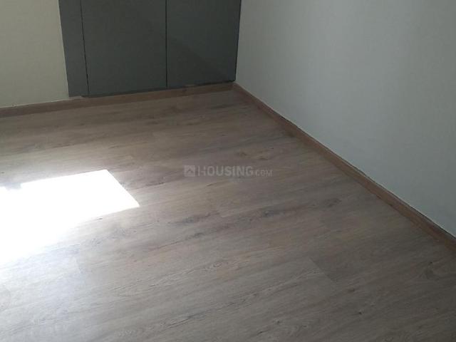2.5 BHK Apartment in Sector 110 for rent Noida. The reference number is 20338701