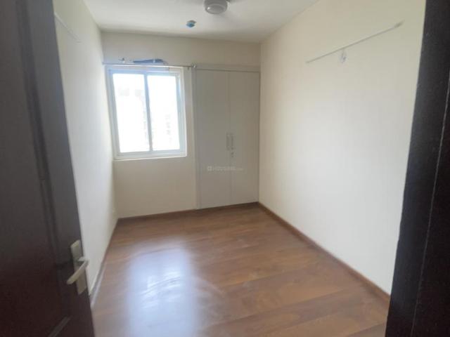 2.5 BHK Apartment in Sector 110 for rent Noida. The reference number is 20521799