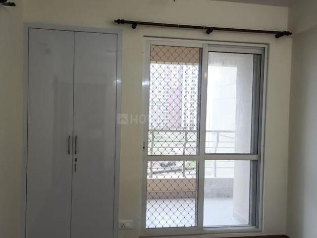 2.5 BHK Apartment in Sector 110 for rent Noida. The reference number is 20738650