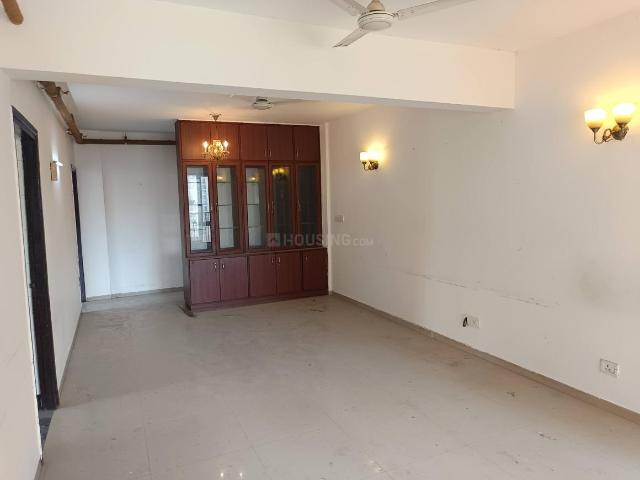 2.5 BHK Apartment in Sector 137 for resale Noida. The reference number is 21035464