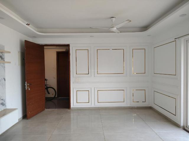 2.5 BHK Apartment in Sector 150 for rent Noida. The reference number is 20419514