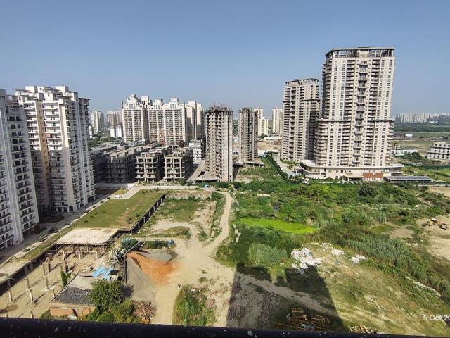2.5 BHK Apartment in Sector 150 for rent Noida. The reference number is 21309246