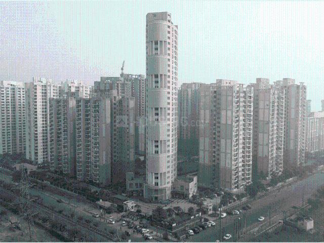 2.5 BHK Apartment in Sector 168 for rent Noida. The reference number is 19967143