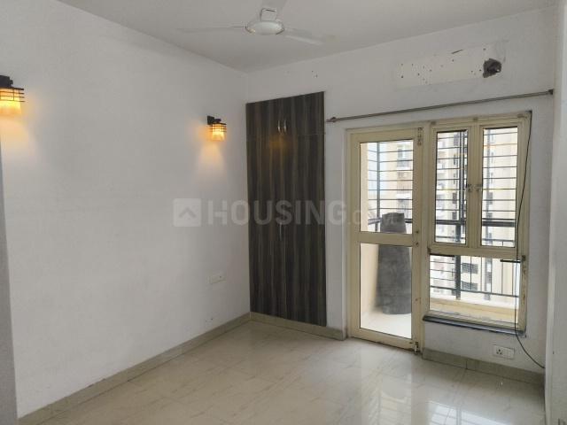 2.5 BHK Apartment in Sector 168 for rent Noida. The reference number is 20739167