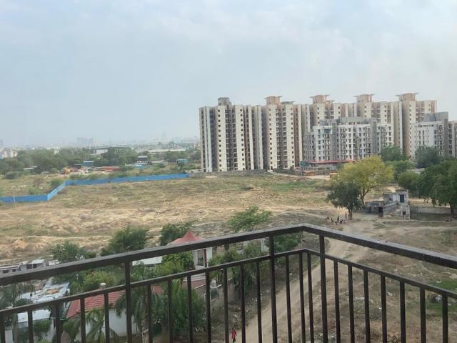2.5 BHK Apartment in Sector 37C for rent Gurgaon. The reference number is 19966445