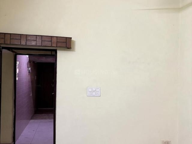 2.5 BHK Apartment in Sector 4 Rohini for rent New Delhi. The reference number is 21108308