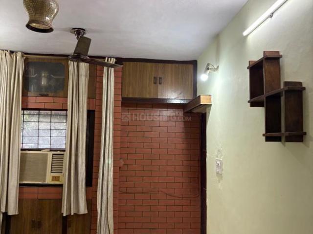 2.5 BHK Apartment in Sector 4 Rohini for rent New Delhi. The reference number is 21244952