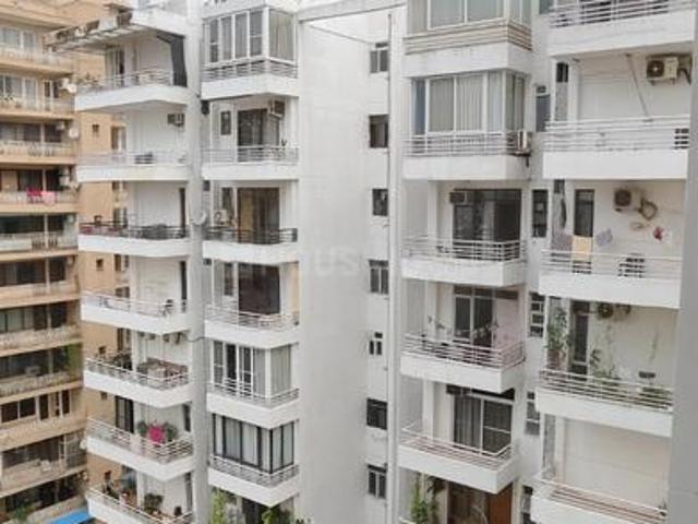2.5 BHK Apartment in Sector 52 for rent Gurgaon. The reference number is 20953957