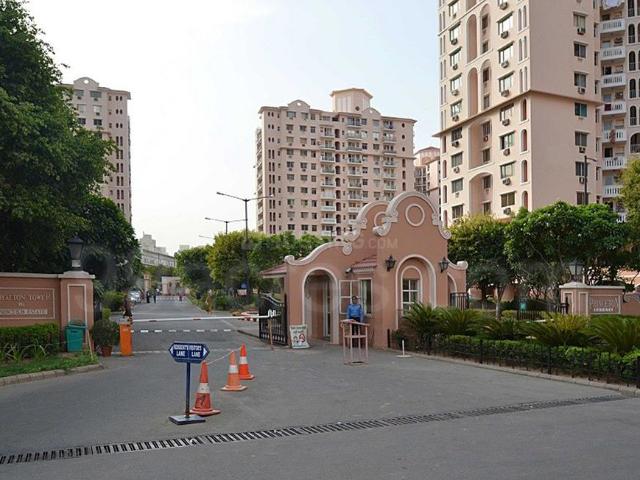2.5 BHK Apartment in Sector 53 for resale Gurgaon. The reference number is 20862936