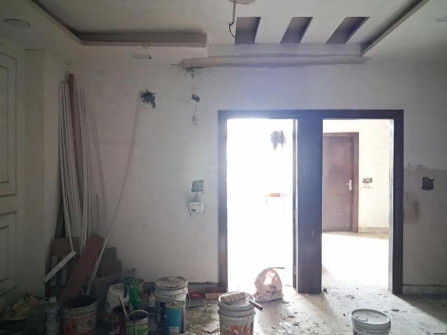 2.5 BHK Apartment in Sector 73 for resale Noida. The reference number is 20516148