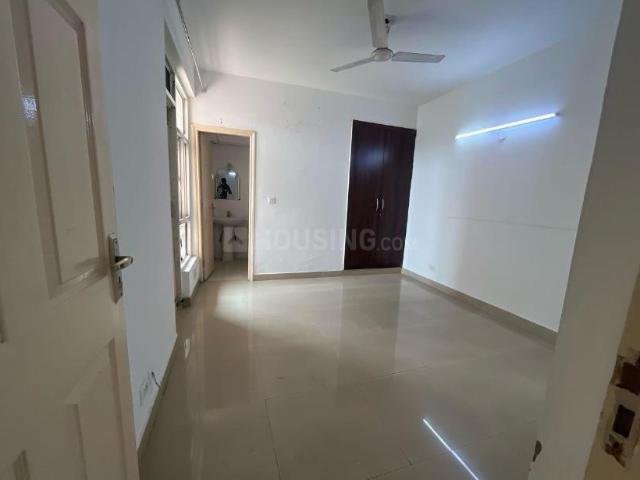 2.5 BHK Apartment in Sector 74 for rent Noida. The reference number is 20400793