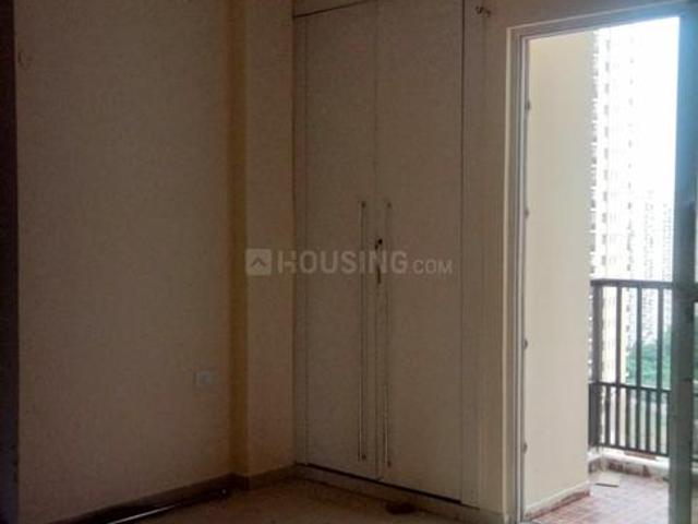 2.5 BHK Apartment in Sector 74 for rent Noida. The reference number is 21099212