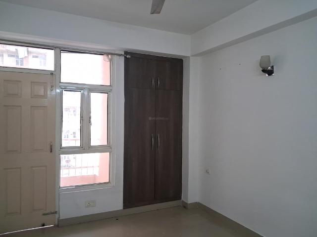 2.5 BHK Apartment in Sector 74 for resale Noida. The reference number is 19489978