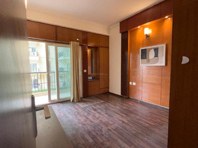 2.5 BHK Apartment in Sector 75 for rent Noida. The reference number is 18915943