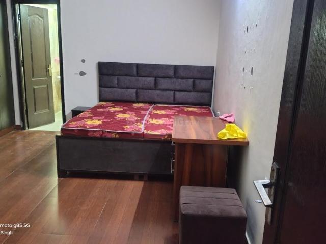 2.5 BHK Apartment in Sector 75 for rent Noida. The reference number is 20593818