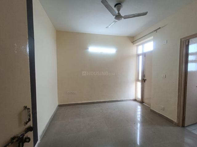 2.5 BHK Apartment in Sector 76 for rent Faridabad. The reference number is 20815163