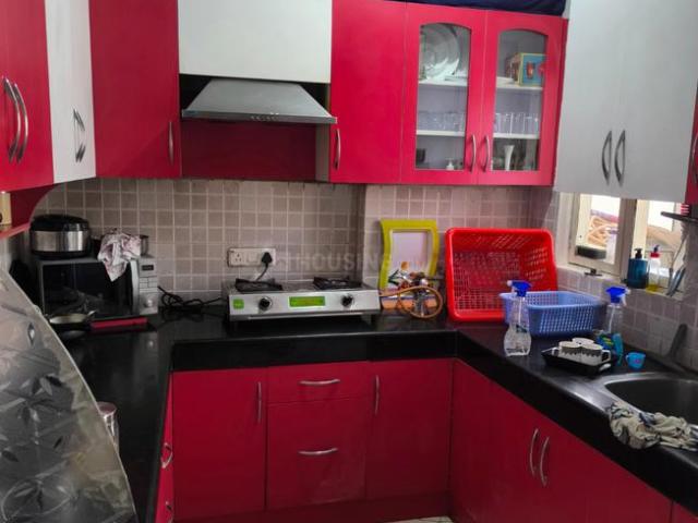 2.5 BHK Apartment in Sector 76 for rent Noida. The reference number is 19992945