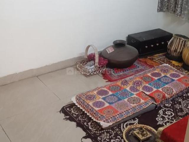 2.5 BHK Apartment in Sector 76 for rent Noida. The reference number is 20734132