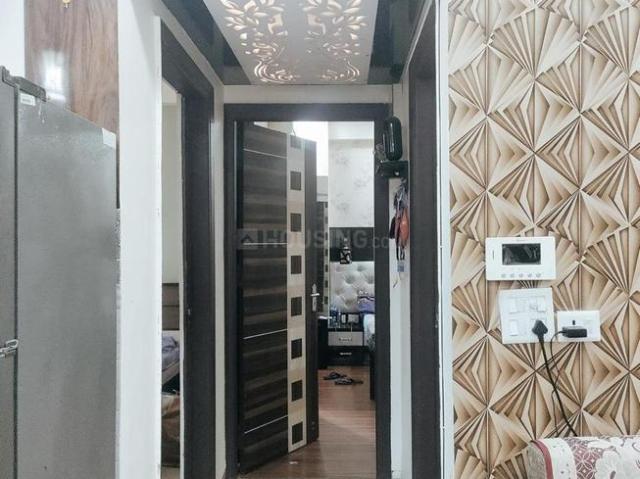 2.5 BHK Apartment in Sector 77 for rent Noida. The reference number is 20790871