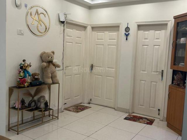 2.5 BHK Apartment in Sector 77 for rent Noida. The reference number is 21138077