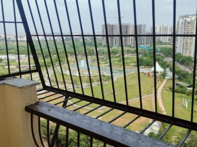 2.5 BHK Apartment in Sector 78 for rent Noida. The reference number is 20845925