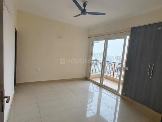 2.5 BHK Apartment in Sector 78 for rent Noida. The reference number is 21100575