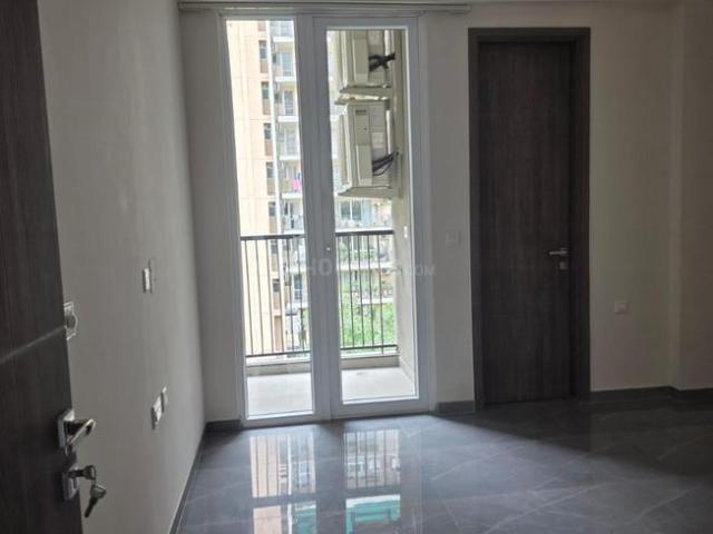 2.5 BHK Apartment in Sector 79 for rent Gurgaon. The reference number is 20799500