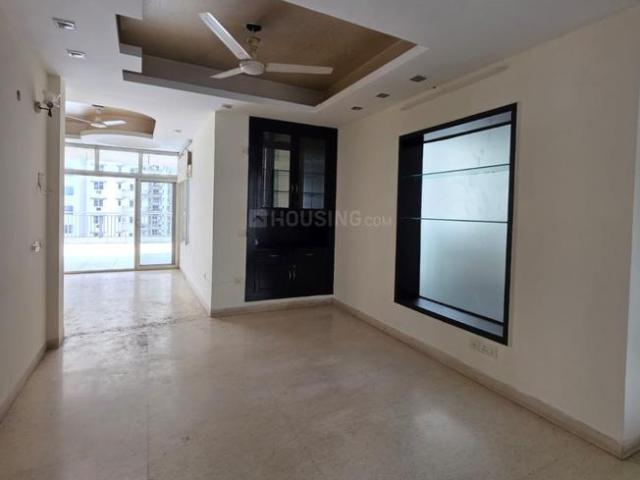 2.5 BHK Apartment in Sector 79 for rent Noida. The reference number is 21040505