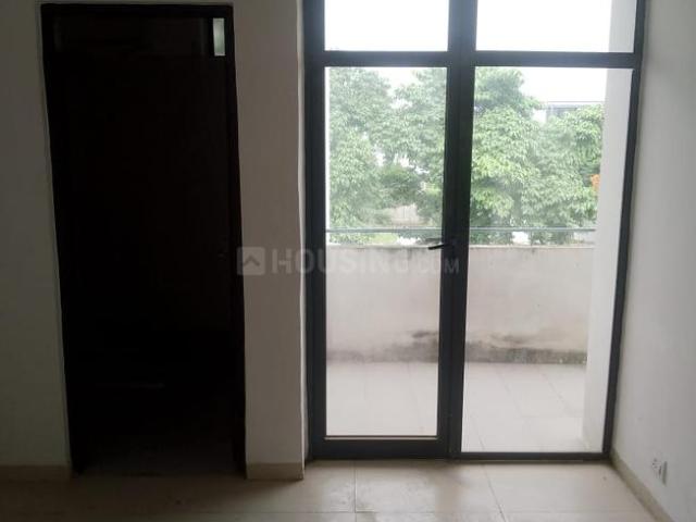 2.5 BHK Apartment in Sector 82 for resale Gurgaon. The reference number is 20447612