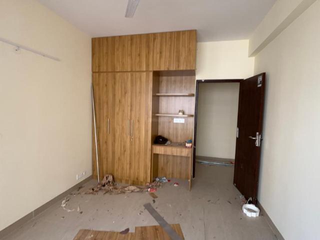 2.5 BHK Apartment in Sector 86 for rent Gurgaon. The reference number is 21170354