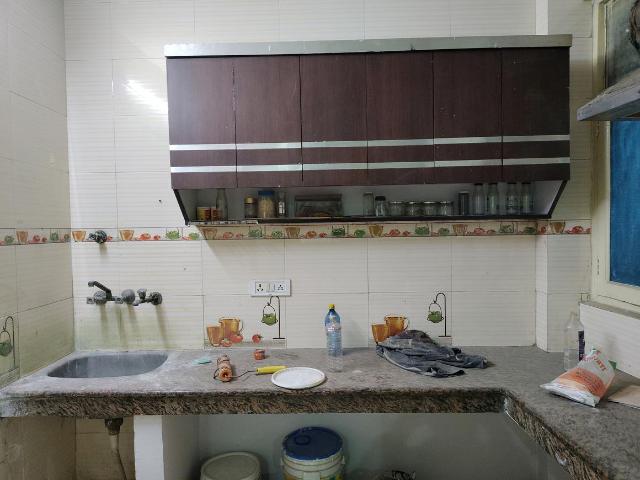 3 BHK Apartment in Shalimar Garden for resale Ghaziabad. The reference number is 18046785
