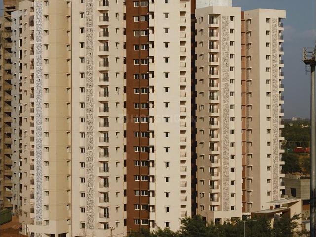 2.5 BHK Apartment in Shantigram for rent Ahmedabad. The reference number is 18361552