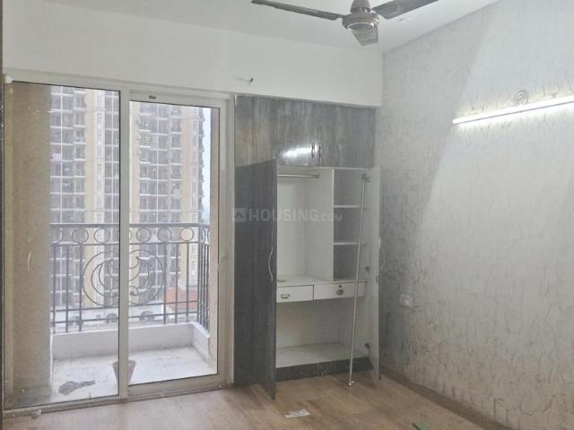 2.5 BHK Apartment in Siddharth Vihar for rent Ghaziabad. The reference number is 20920278