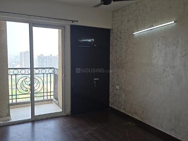 2.5 BHK Apartment in Siddharth Vihar for resale Ghaziabad. The reference number is 19112846