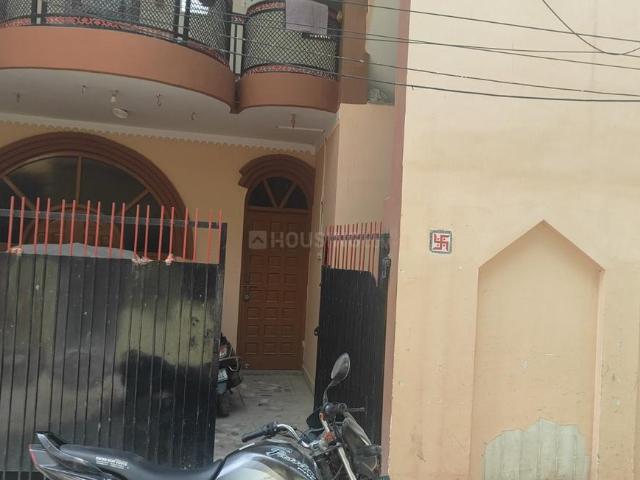 2.5 BHK Duplex in Alambagh for rent Lucknow. The reference number is 20577045