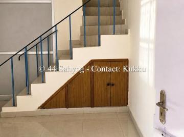 Duplex to rent in Mayur Vihar - Balcony