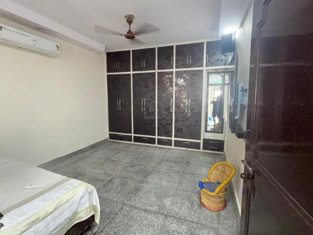 2.5 BHK Independent Builder Floor in Gujranwala Town for rent New Delhi. The reference number is 20843820