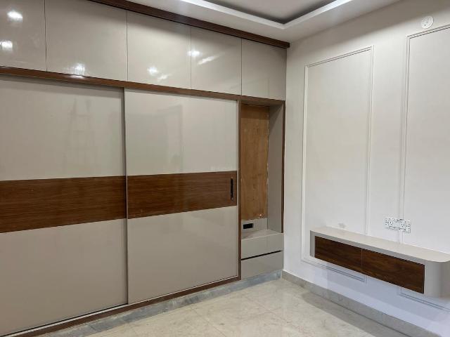 2.5 BHK Independent Builder Floor in Krishna Nagar for rent New Delhi. The reference number is 17795939