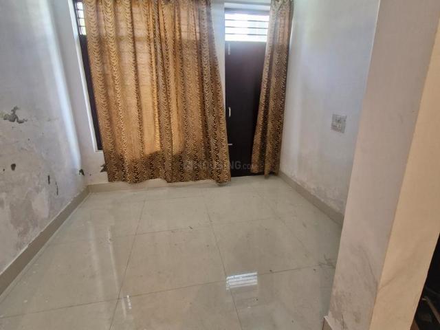 2.5 BHK Independent Builder Floor in Model Town for rent Bathinda. The reference number is 19688307