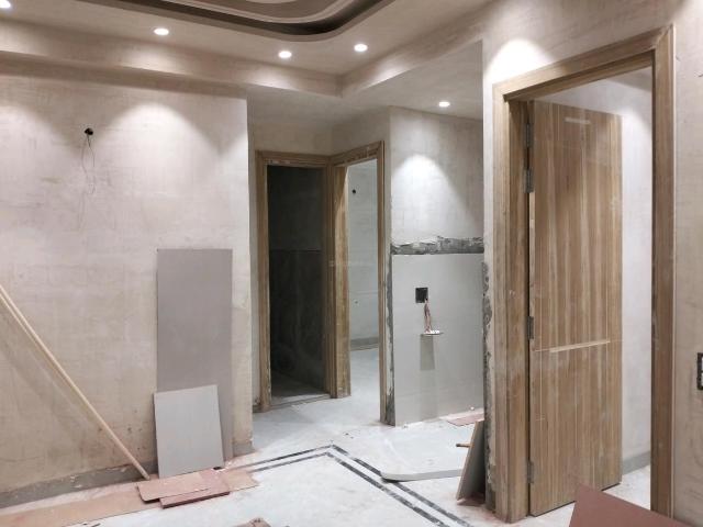 2.5 BHK Independent Builder Floor in Mahavir Enclave for resale New Delhi. The reference number is 20046501