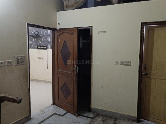 2.5 BHK Independent Builder Floor in Nangloi for rent New Delhi. The reference number is 20376321