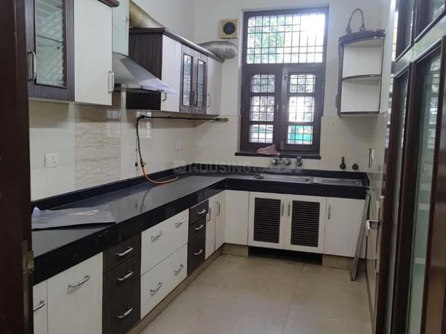 2.5 BHK Independent Builder Floor in Sector 105 for rent Noida. The reference number is 21131269
