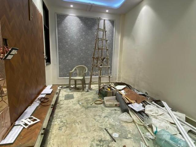 2.5 BHK Independent Builder Floor in Sector 24 Rohini for resale New Delhi. The reference number is 20632547