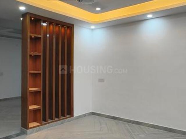 2.5 BHK Independent Builder Floor in Sector 45 for rent Noida. The reference number is 19984474