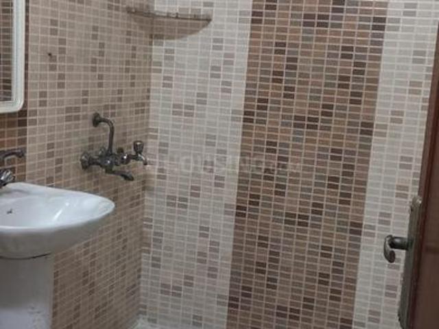 2.5 BHK Independent Builder Floor in Sector 41 for rent Noida. The reference number is 20305404