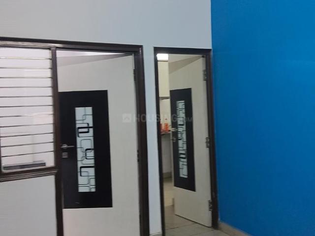 2.5 BHK Independent Builder Floor in Shastri Nagar for rent New Delhi. The reference number is 21102609